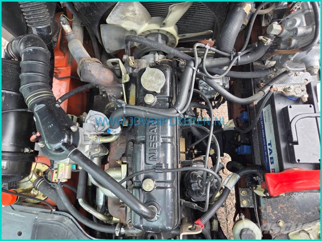 Nissan UGD02A32PQ 3.2t LPG triplex4.3m+sideshift+215cm Propan trucker