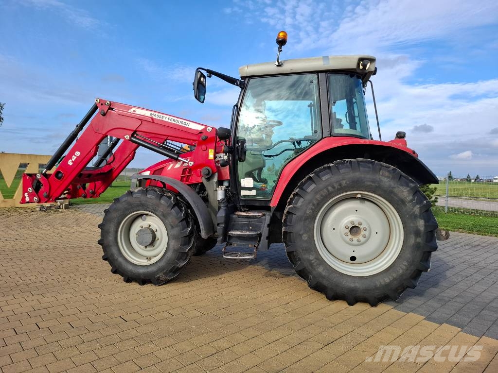 Massey Ferguson 5610 Трактори