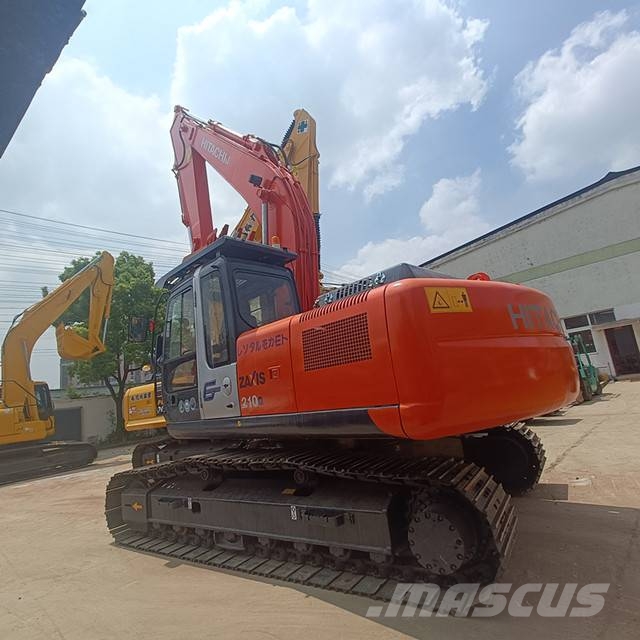 Hitachi 210LC 履带挖掘机