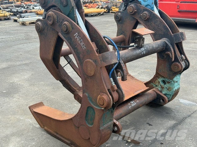 Volvo Log Grab 1460 kg Buckets