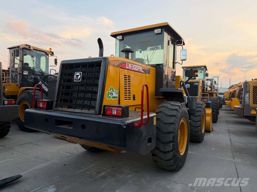 XCMG LW 300 FN Plenty of wheel loaders in stock Фронтальні навантажувачі