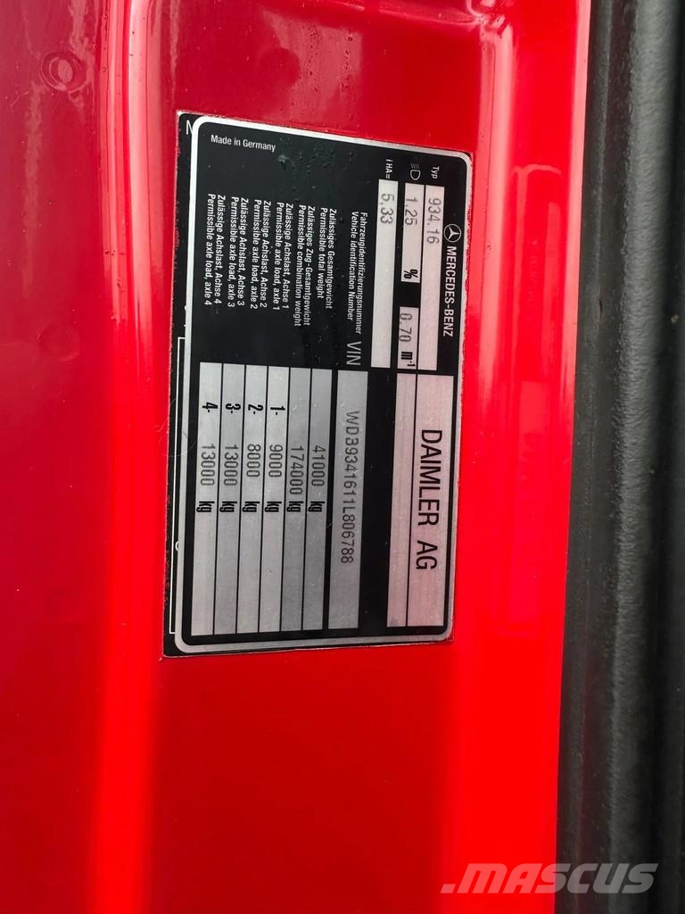 Mercedes-Benz Actros 4165 V8 8X4 SLT TITAN HEAVY DUTY TRACTOR / Vlačilci