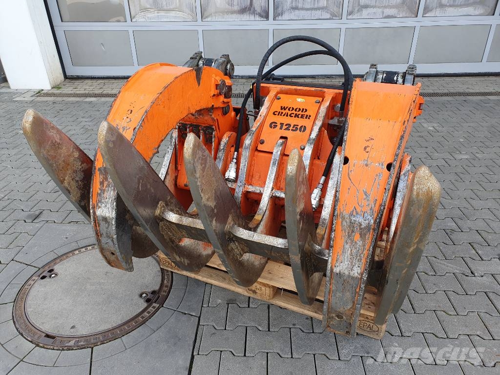 Westtech G1250 Roderechen Greifarme / S60 / 2021 Wegopbrekers