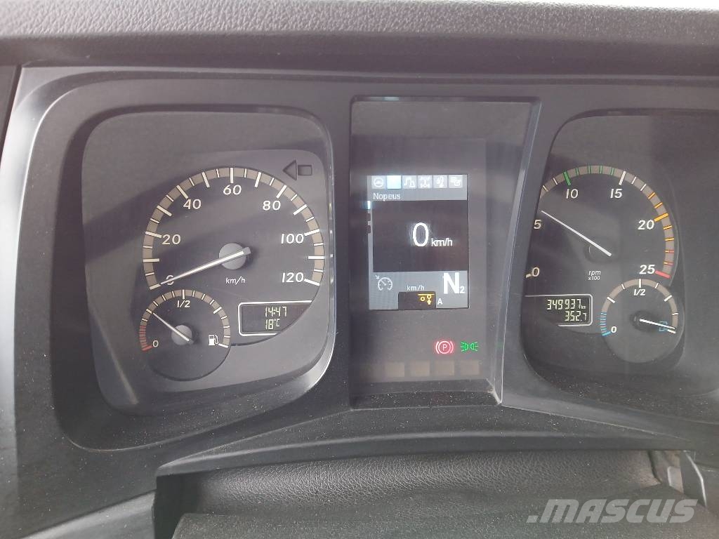 Mercedes-Benz Arocs 2542 aurapusk.,alaterä vl-laite EURO6 Tienhoitoautot