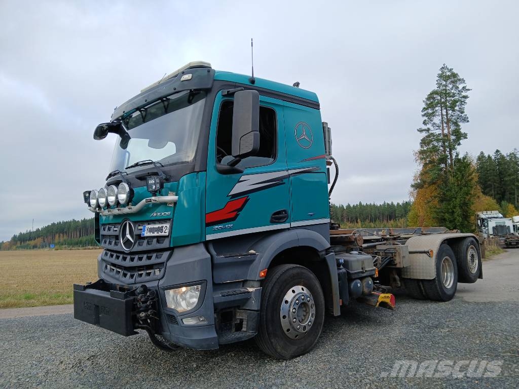 Mercedes-Benz Arocs 2542 aurapusk.,alaterä vl-laite EURO6 Tienhoitoautot