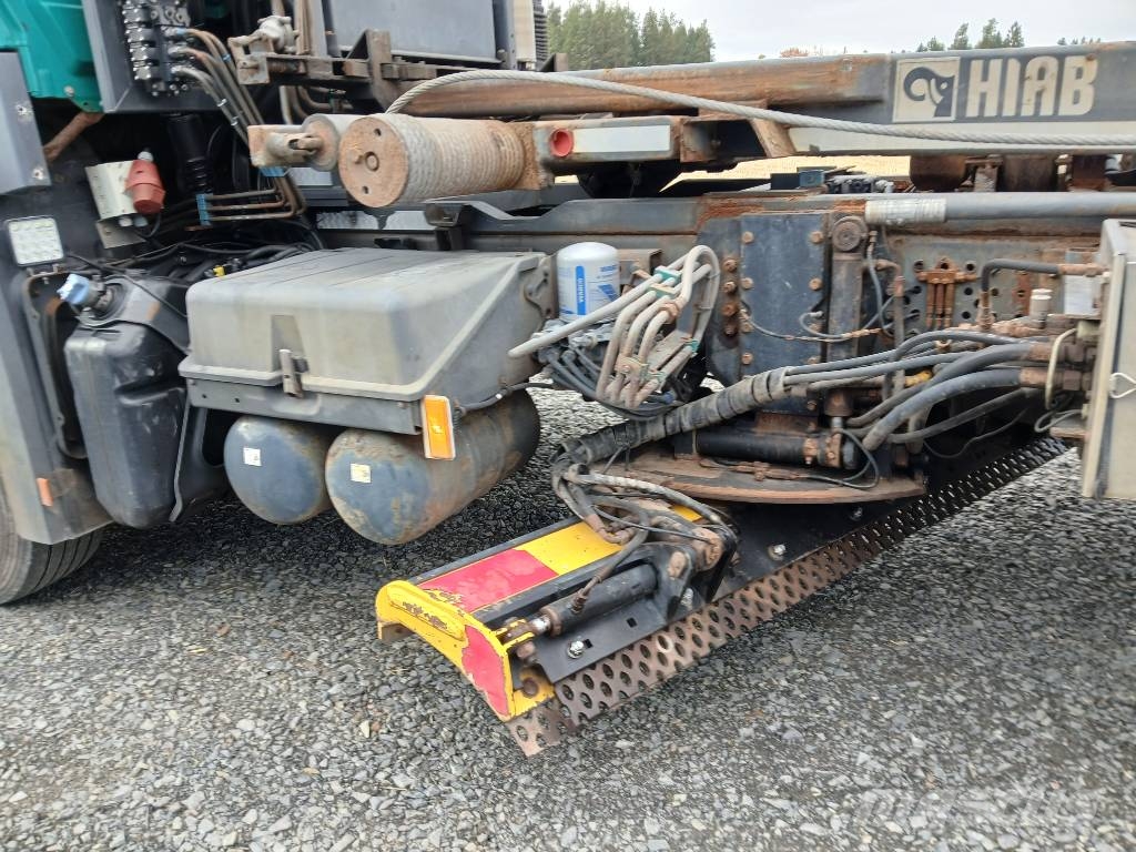Mercedes-Benz Arocs 2542 aurapusk.,alaterä vl-laite EURO6 Tienhoitoautot
