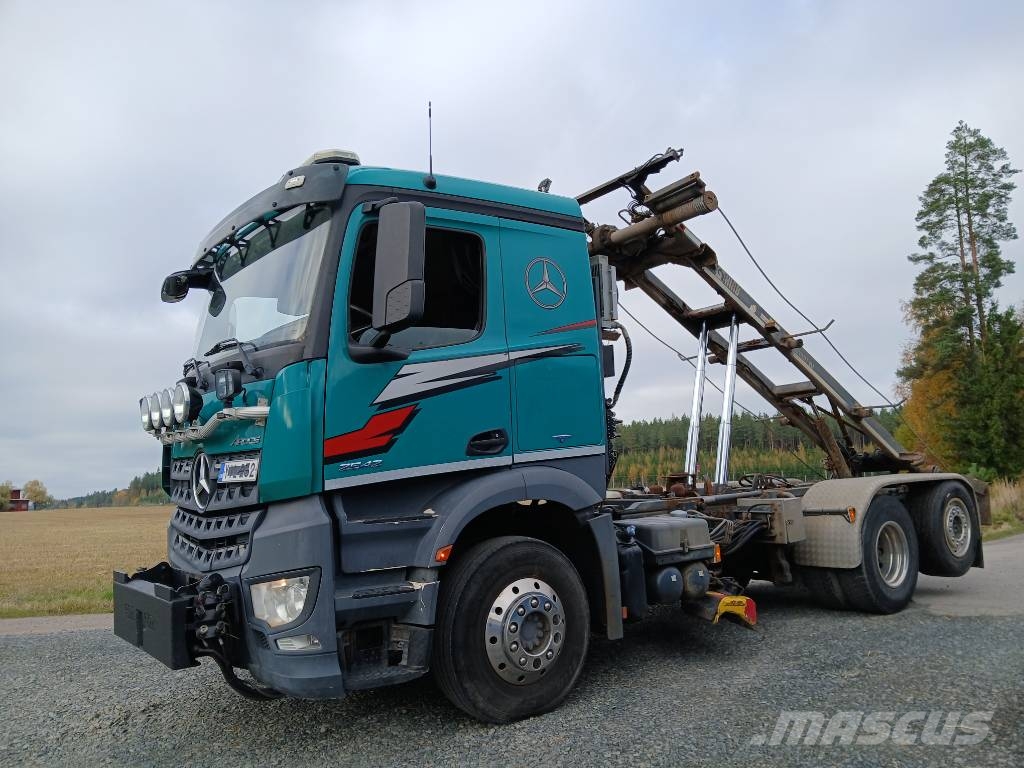 Mercedes-Benz Arocs 2542 aurapusk.,alaterä vl-laite EURO6 Tienhoitoautot