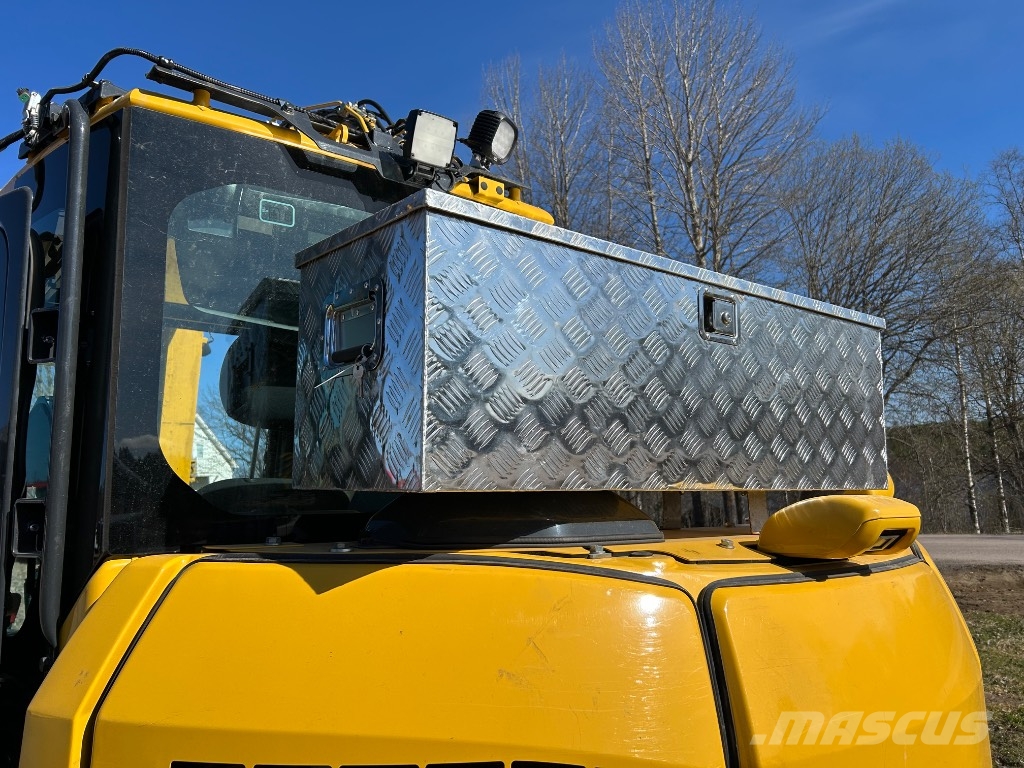 Komatsu PC 78US-11EO Midigrävmaskiner 7t - 12t