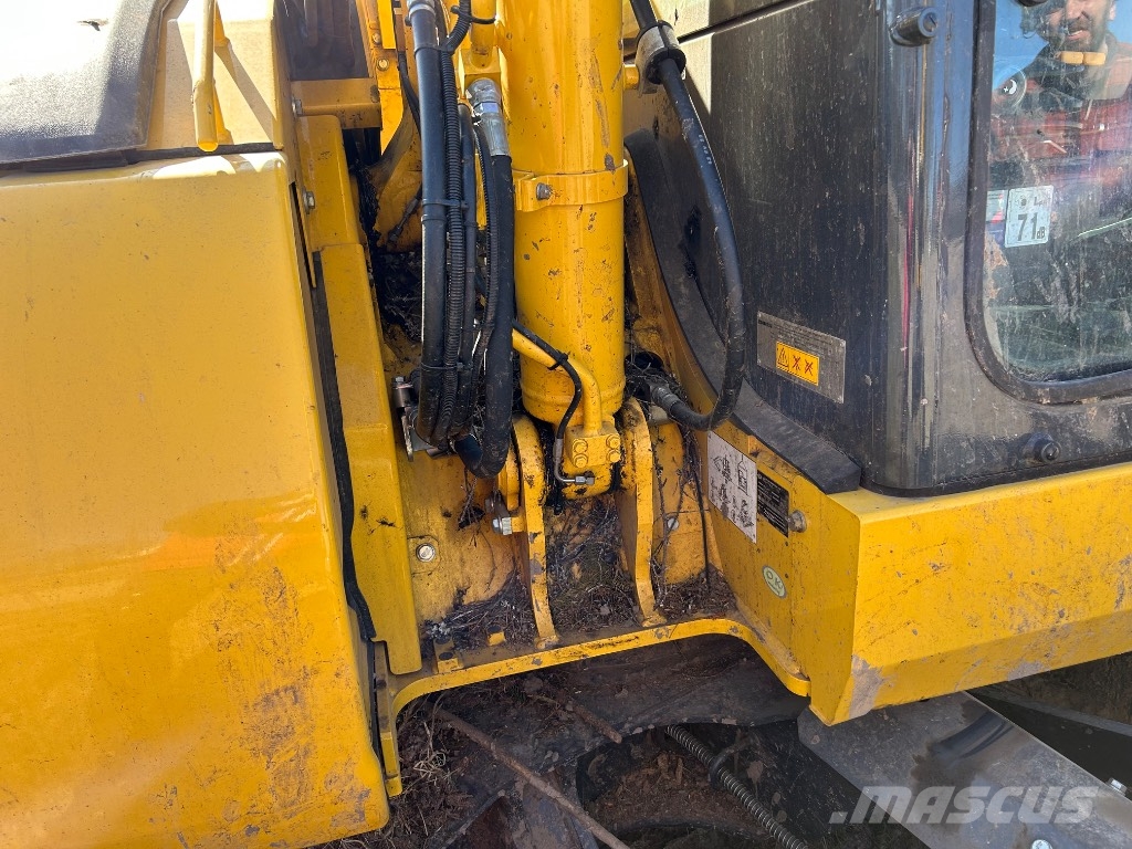Komatsu PC 78US-11EO Midigrävmaskiner 7t - 12t