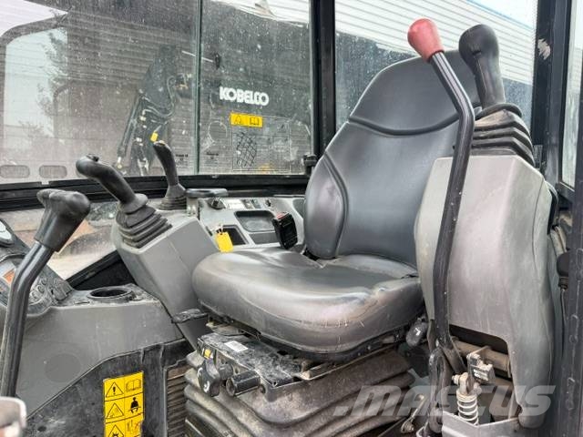 Bobcat E 27 Mini bagri <7t
