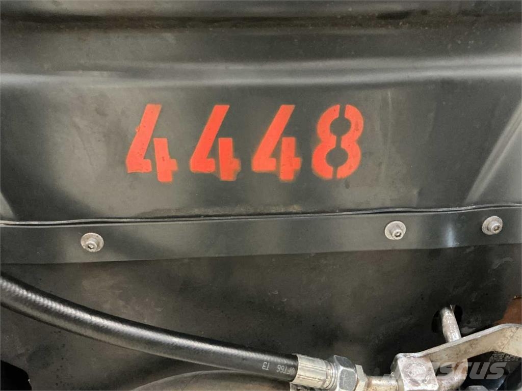 Linde E16P 电动叉车
