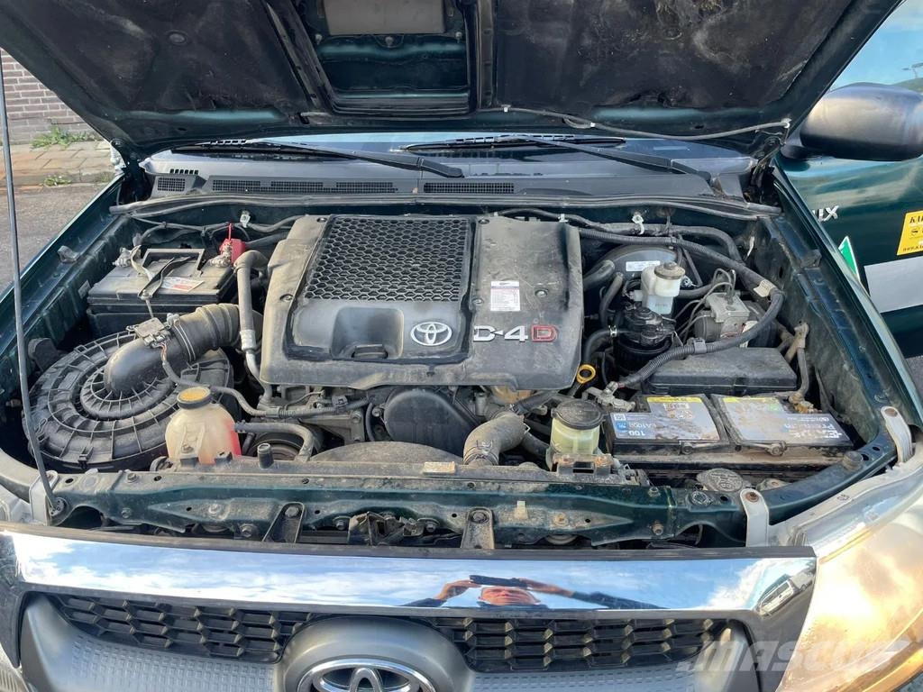 Toyota Hilux D-4D 4X4 DOUBLE CAB Airco Good Condition Personbiler
