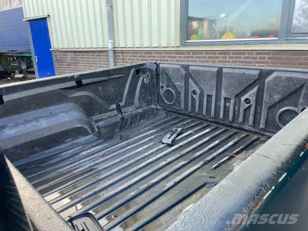 Toyota Hilux D-4D 4X4 DOUBLE CAB Airco Good Condition Personbiler