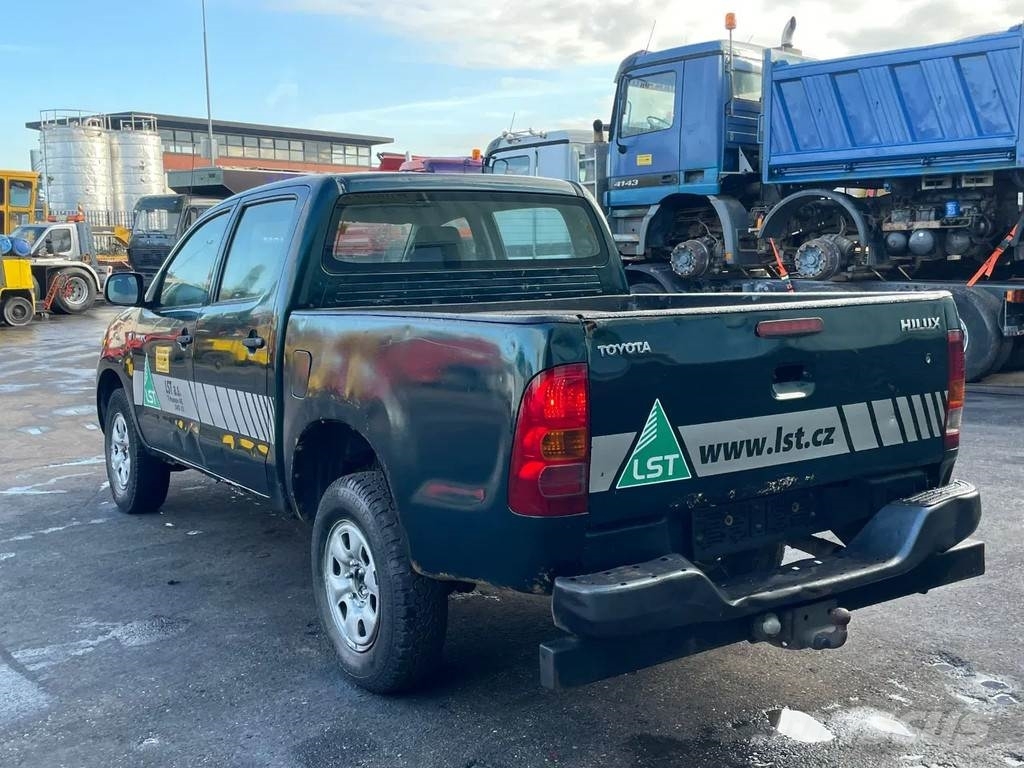 Toyota Hilux D-4D 4X4 DOUBLE CAB Airco Good Condition Carros