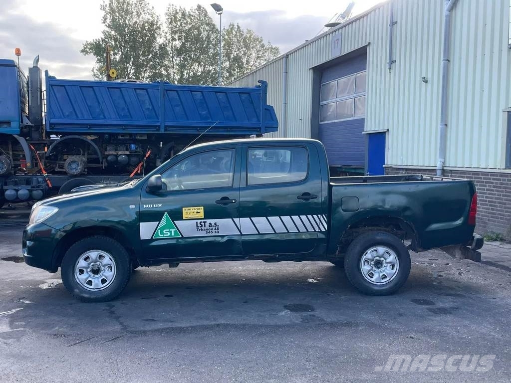 Toyota Hilux D-4D 4X4 DOUBLE CAB Airco Good Condition Carros