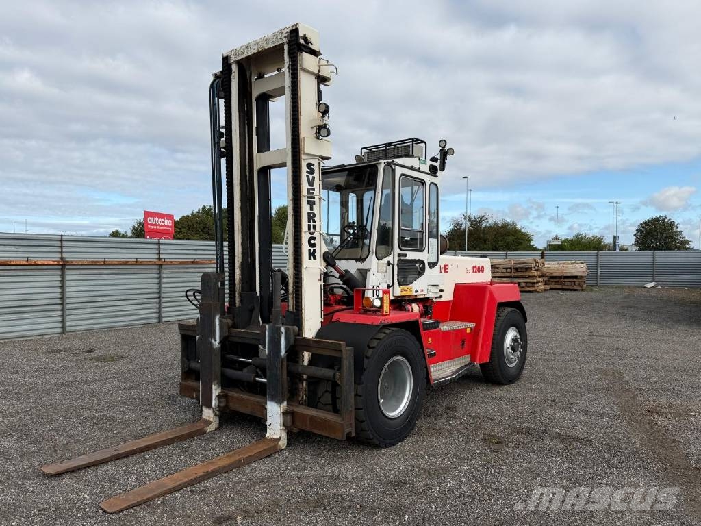 Svetruck 1260-32 شاحنات الديزل