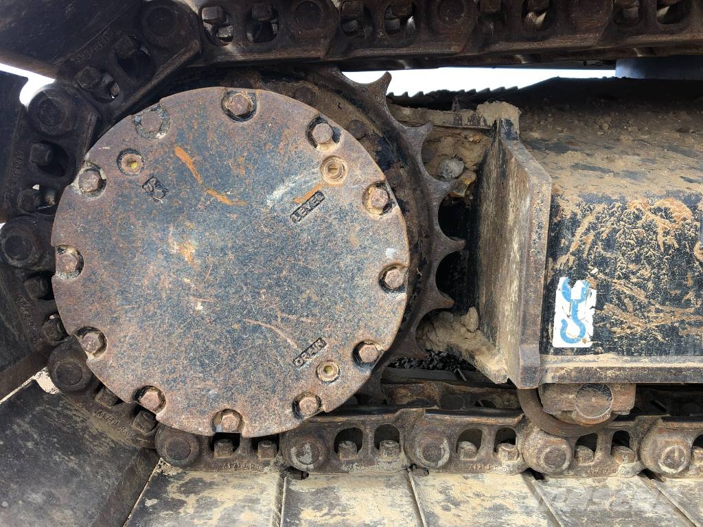 Hitachi ZX130LCN-7B Bandgrävare