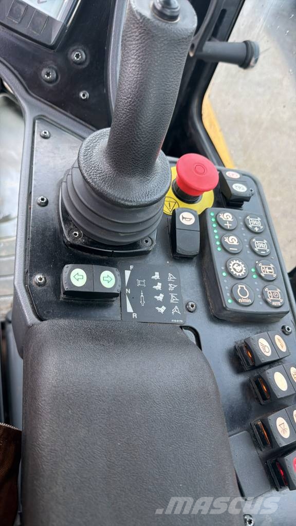 CAT CS 78 B Грунтові котки