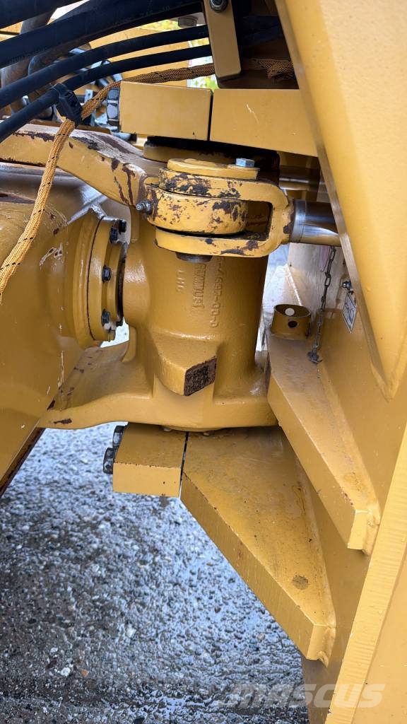 CAT CS 78 B Грунтові котки