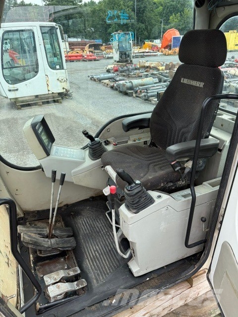 Liebherr R 906 USED CAB Cabine en interieur