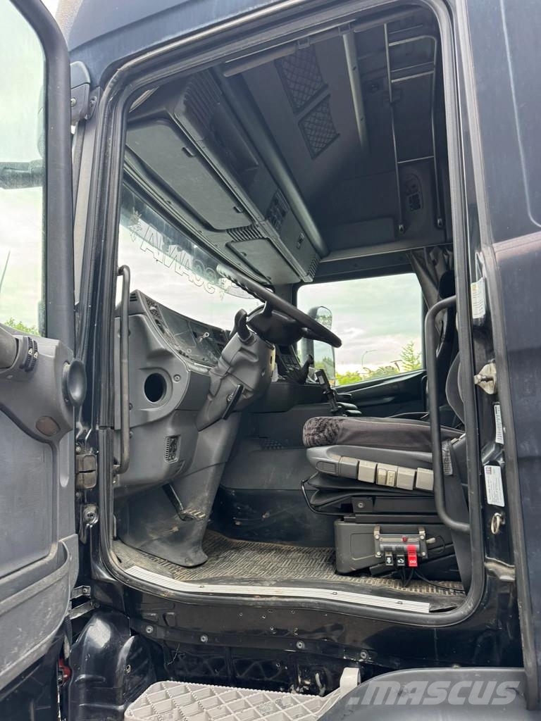 Scania R124-420 **FRENCH TRUCK-PTO** Trekkers