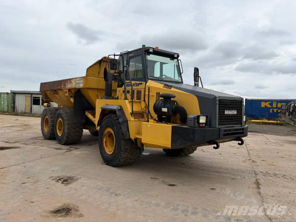 Komatsu HM 300-2 Kloubové dempry