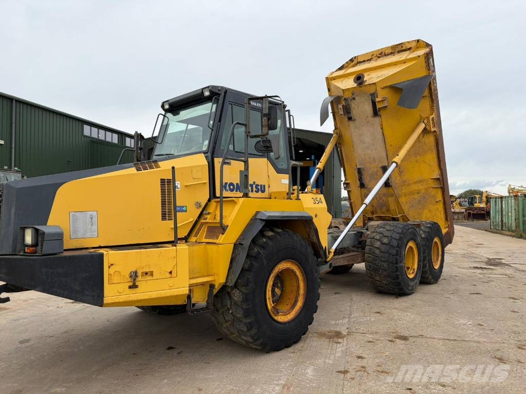 Komatsu HM 300-2 Kloubové dempry