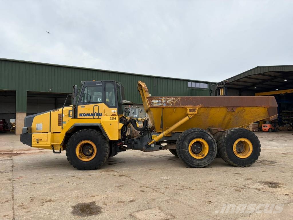 Komatsu HM 300-2 Kloubové dempry
