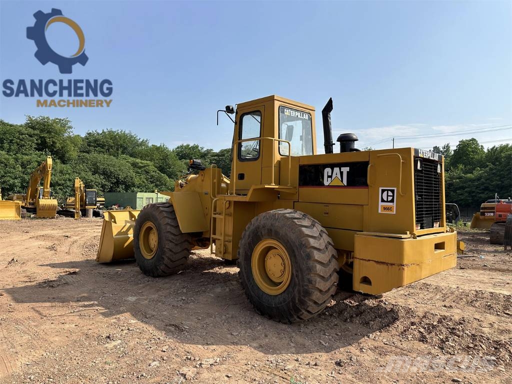 CAT 966C Incarcator pe pneuri
