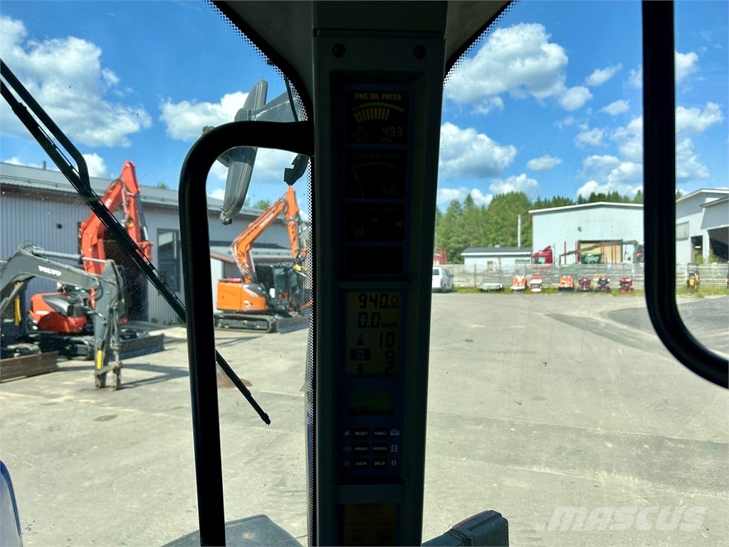 New Holland TG285 Traktorid