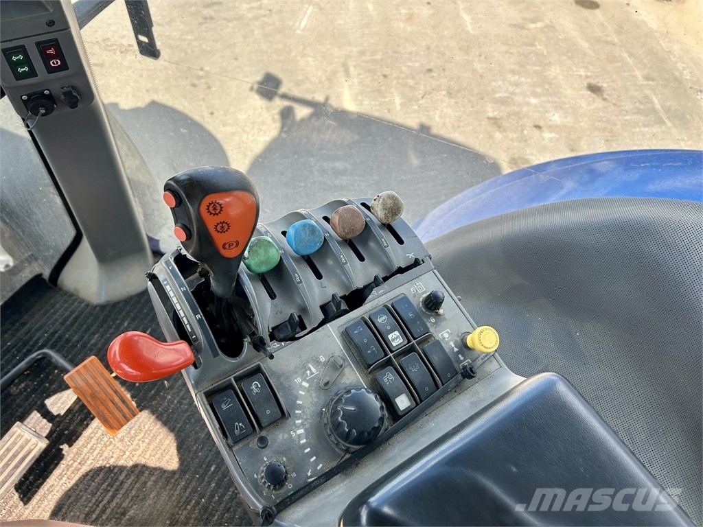 New Holland TG285 Traktorid