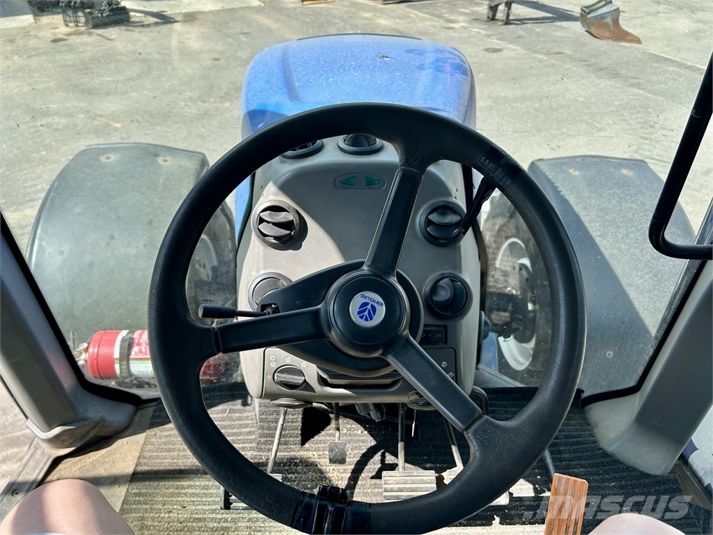 New Holland TG285 Traktorid