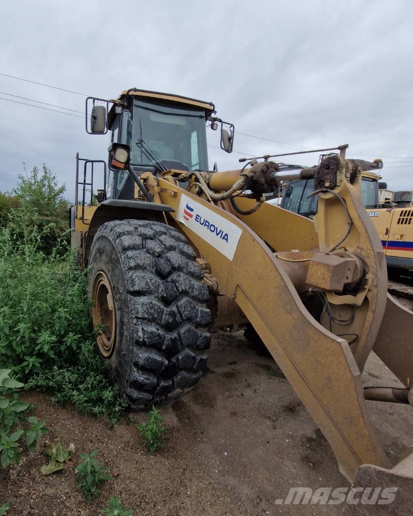 CAT CAT966H Kolové nakladače