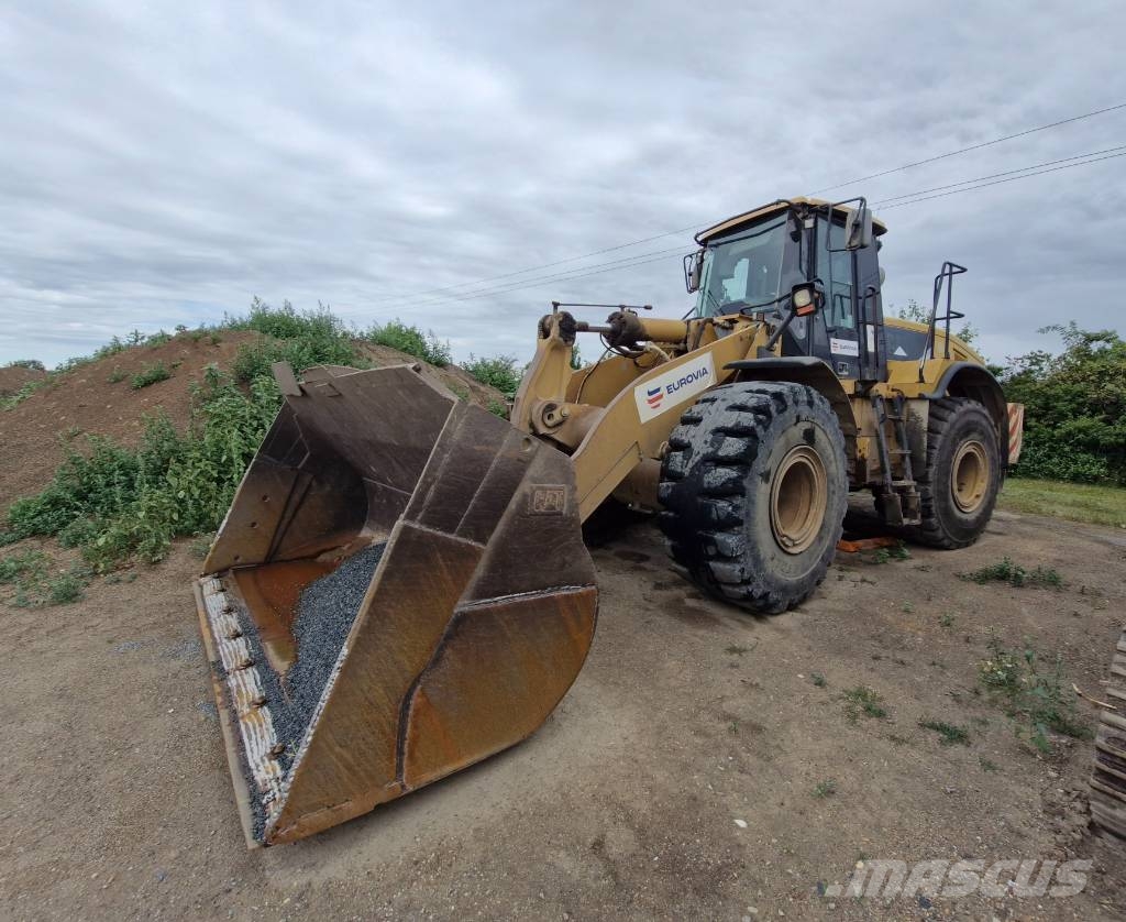 CAT CAT966H Kolové nakladače