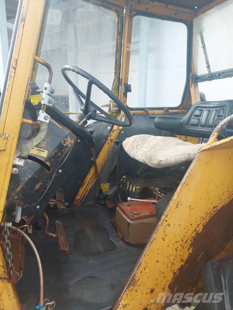 Valmet 702 S Traktorit