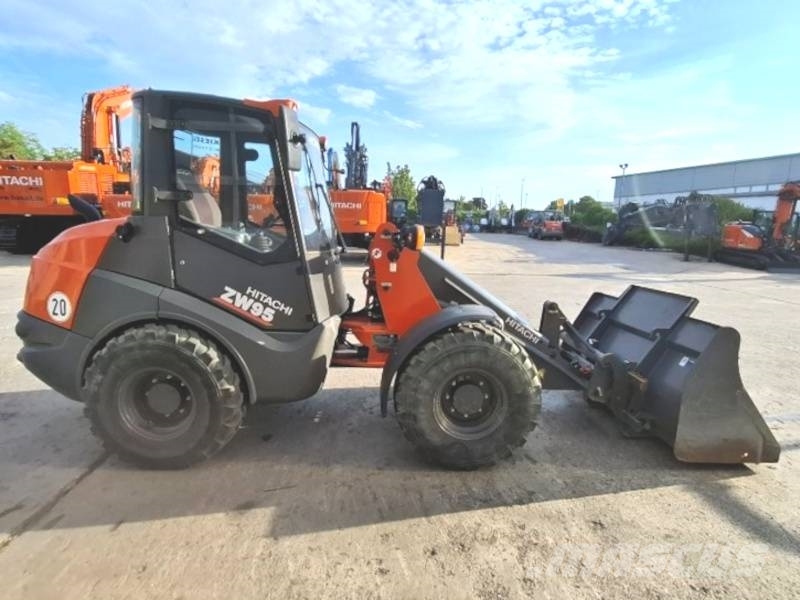 Hitachi ZW 95-6 Kompaktlastere