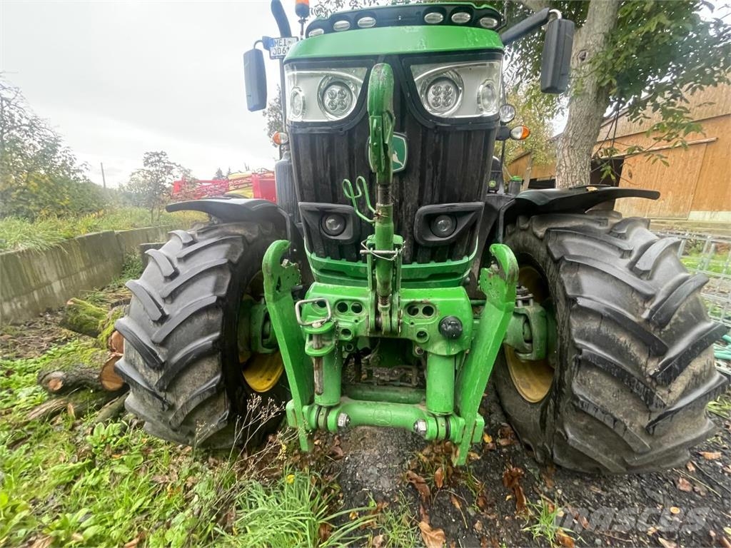 John Deere 6175 R Traktoren