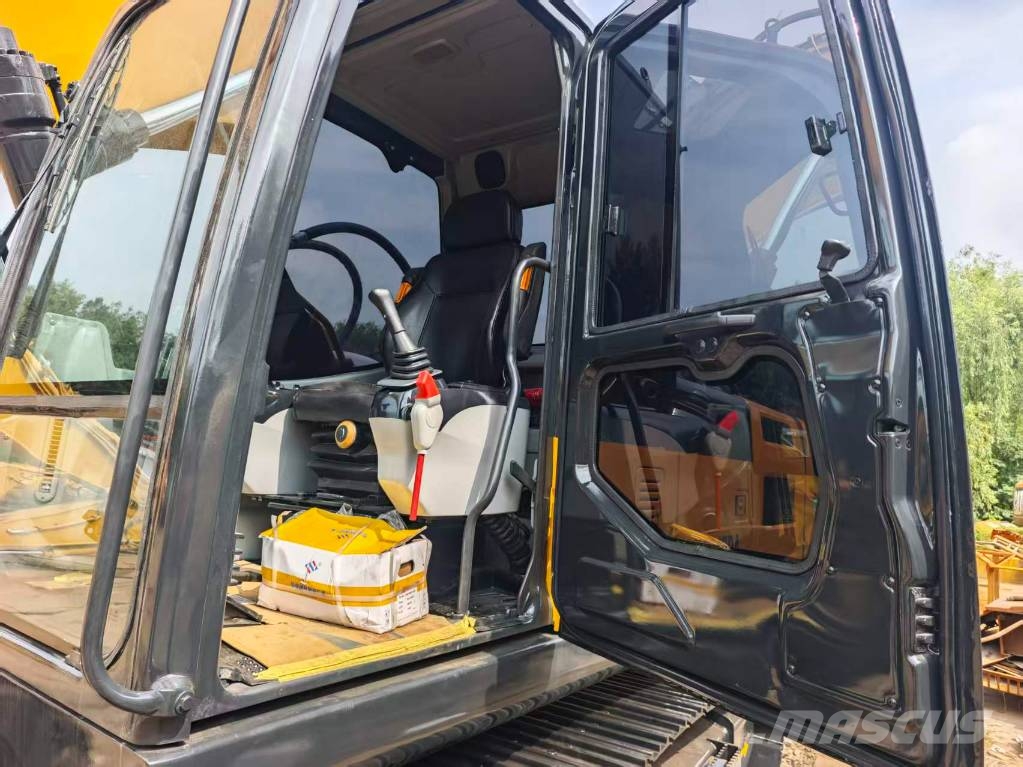 XCMG XE 215 DA Bagri goseničarji