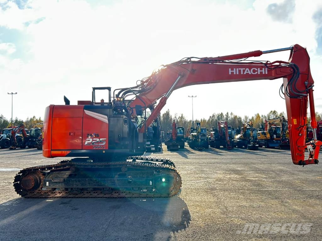 Hitachi ZX 225 US R LC-7 / Stage V, Pienet tunnit Telakaivukoneet