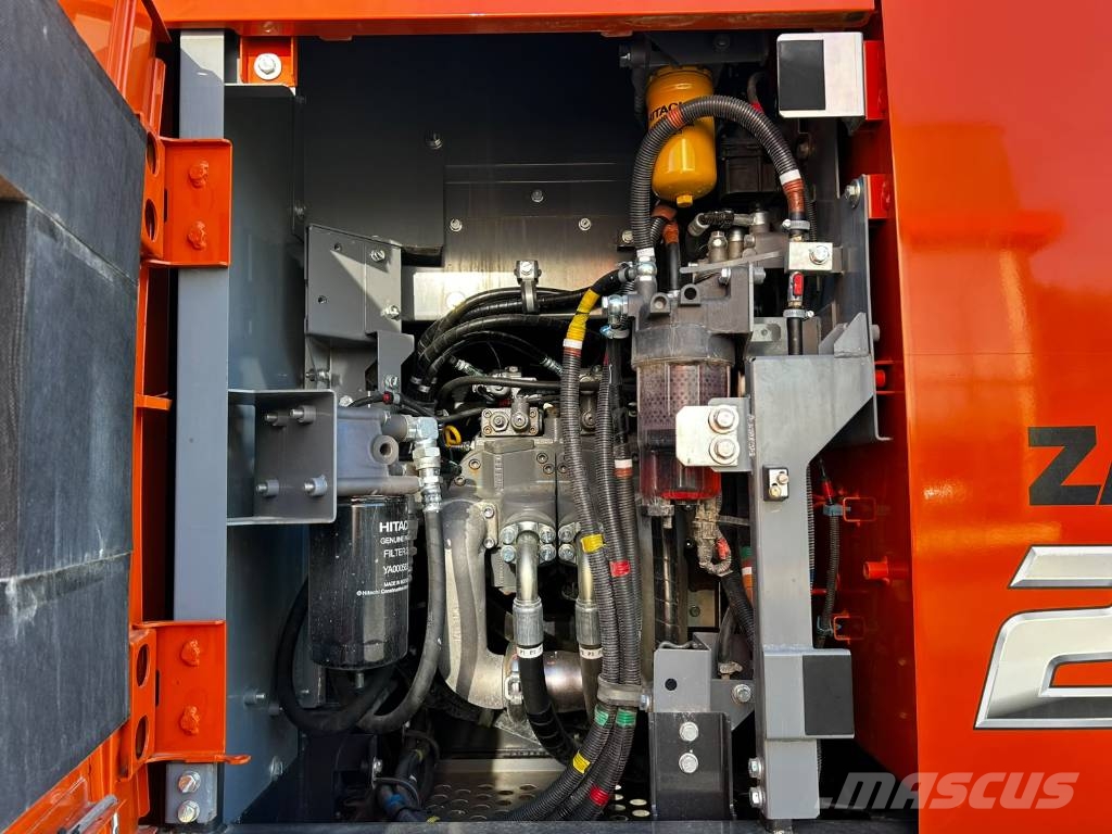 Hitachi ZX 225 US R LC-7 / Stage V, Pienet tunnit Telakaivukoneet