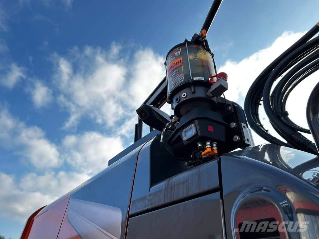 Hitachi ZX 225 US R LC-7 / Stage V, Pienet tunnit Telakaivukoneet