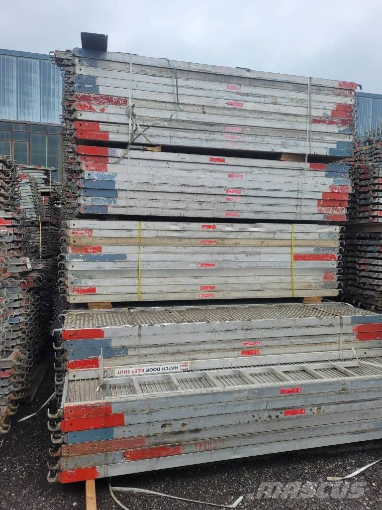 Altrad Plettac Contur 943 tonnes معدات سقالات