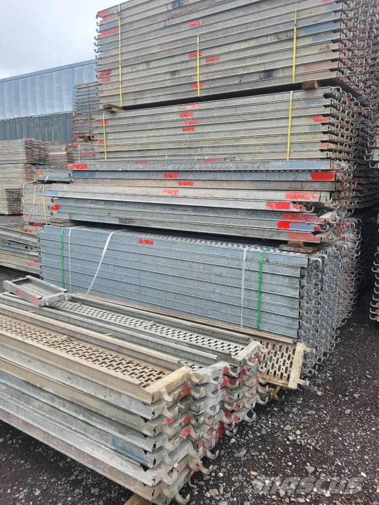 Altrad Plettac Contur 943 tonnes معدات سقالات