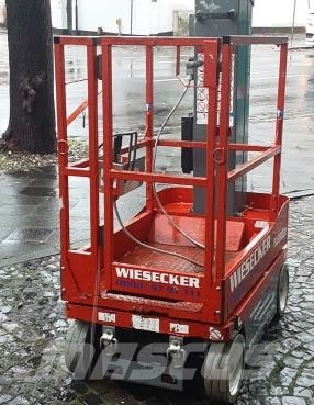 SkyJack SJ 12 Käärtõstukid
