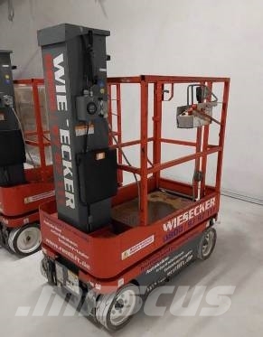 SkyJack SJ 12 Käärtõstukid
