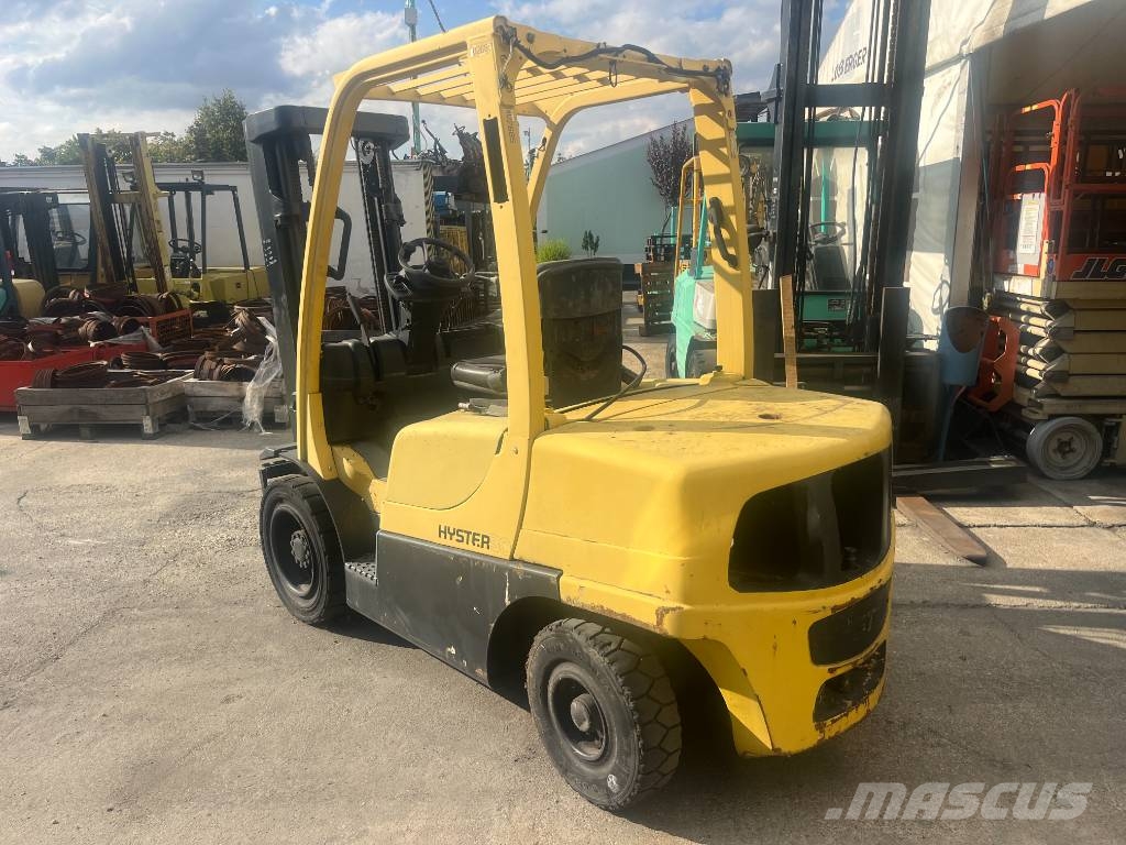 Hyster H30FT V-2648 INW شاحنات LPG