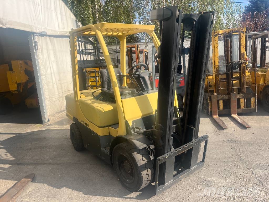 Hyster H30FT V-2648 INW شاحنات LPG