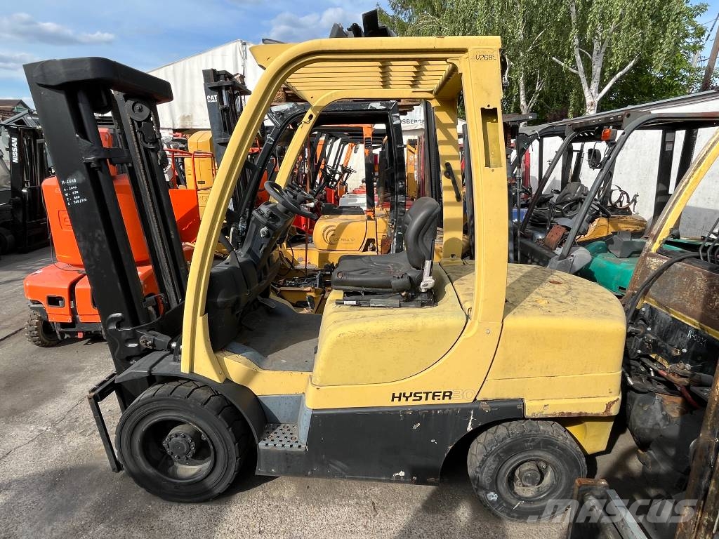 Hyster H30FT V-2648 INW شاحنات LPG