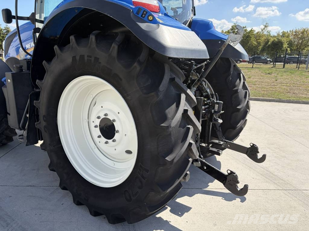 New Holland T6.145 EC Traktorok