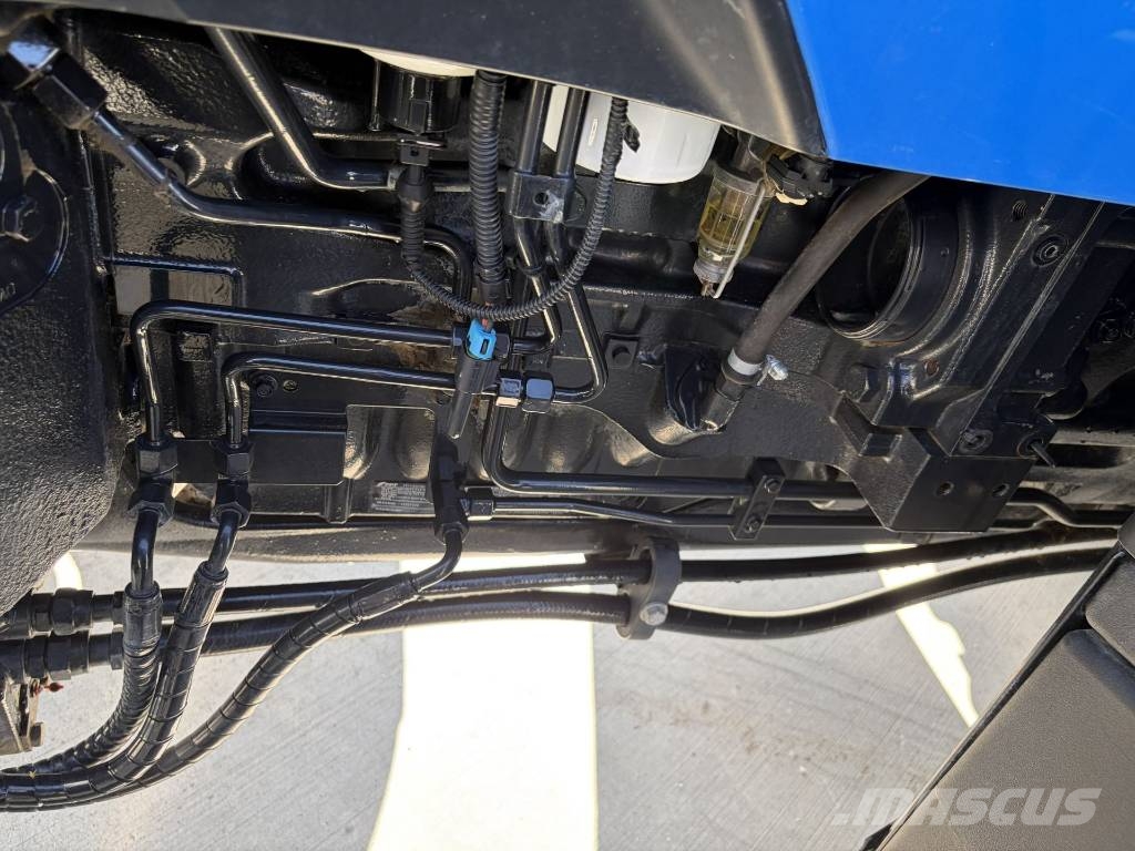 New Holland T6.145 EC Traktorok